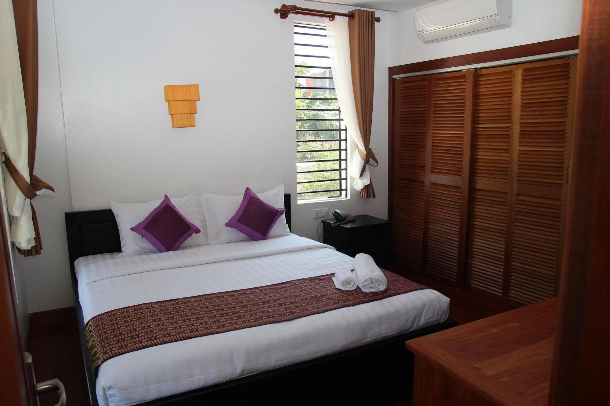 Baan Soksan Hotel Siem Reap Exterior photo