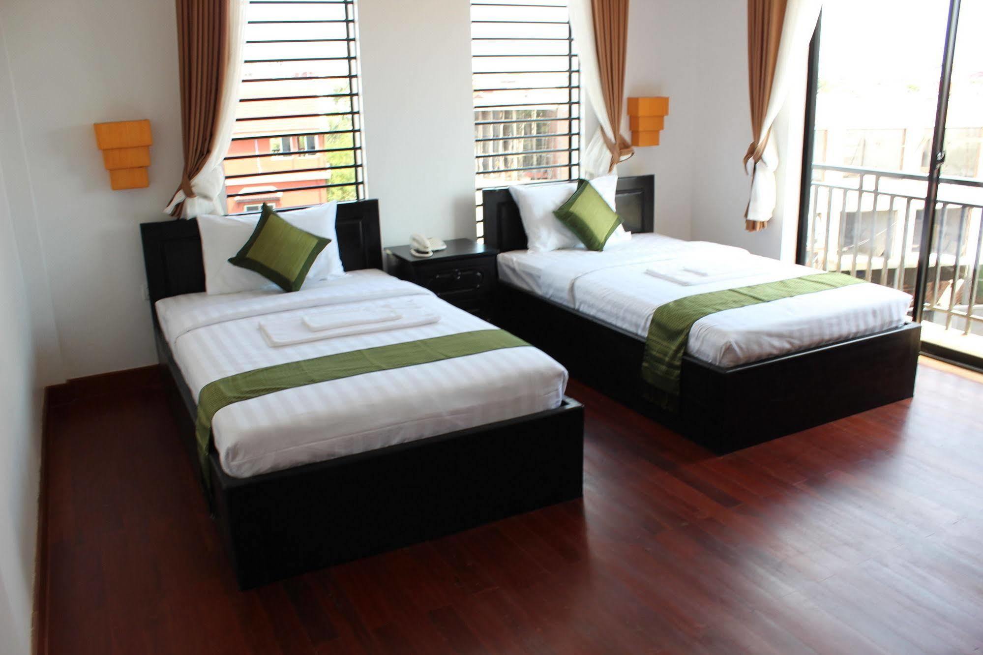 Baan Soksan Hotel Siem Reap Exterior photo