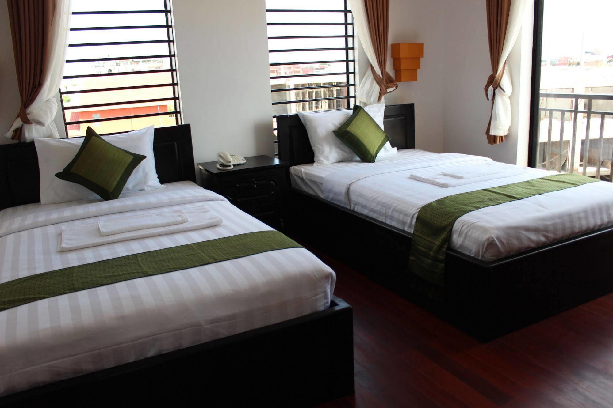 Baan Soksan Hotel Siem Reap Exterior photo